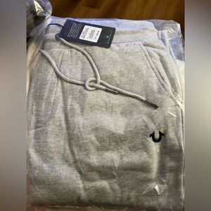 true religion men’s jogger